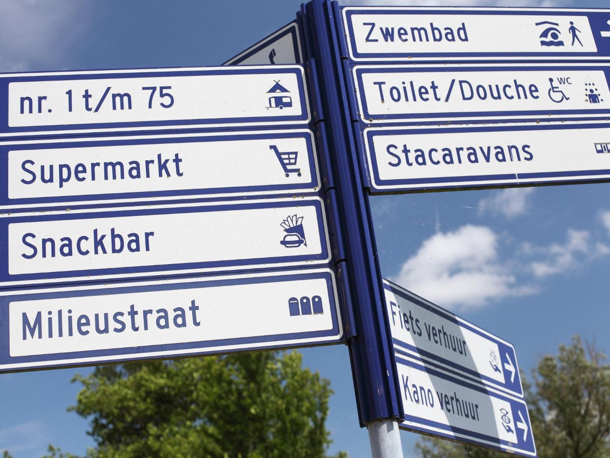 Vakantiehuis Restyled With Two Bathrooms, At 500 M Breskens